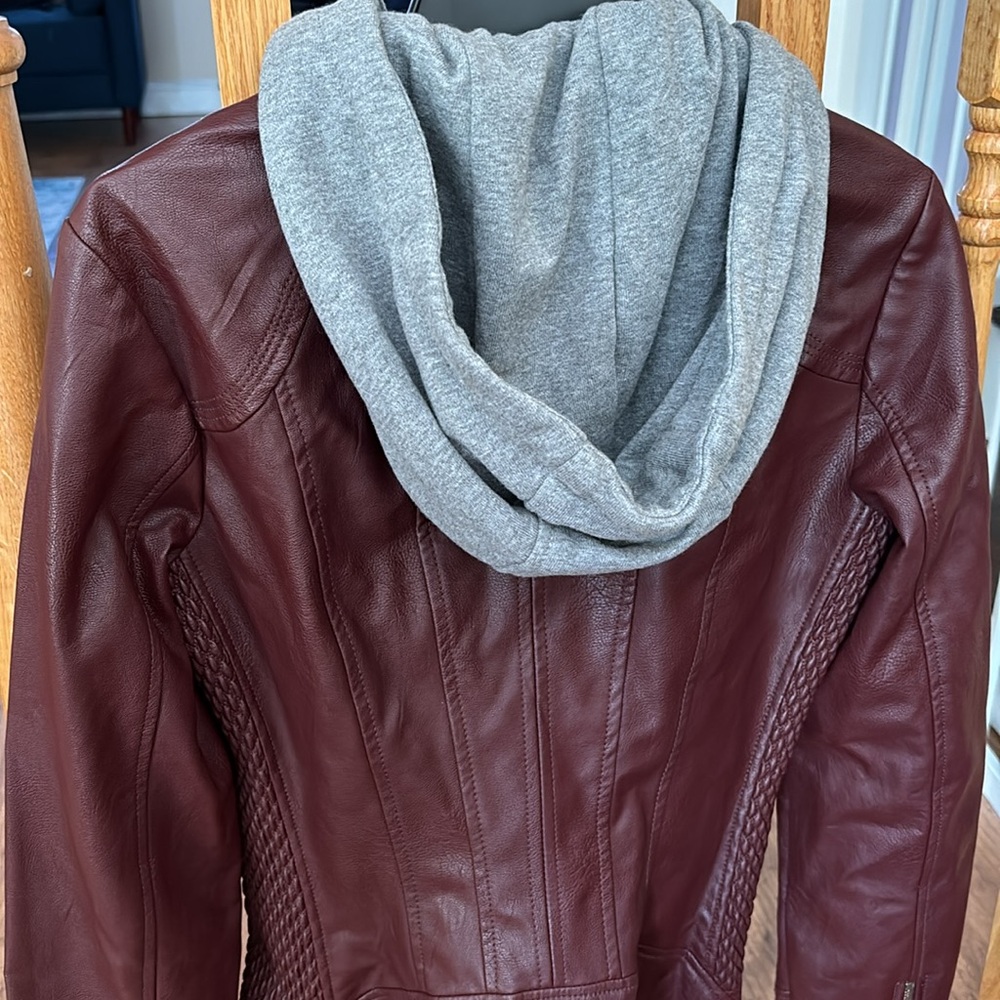 New without Tags Guess leather jacket - Picture 4 of 6